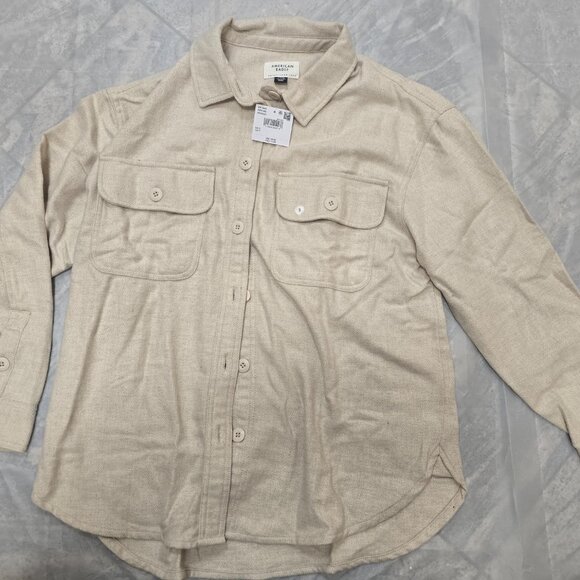 NWT American Eagle M Women's Oversized Fleece & Love Shacket, Sand Medium (AEO) - Picture 8 of 13